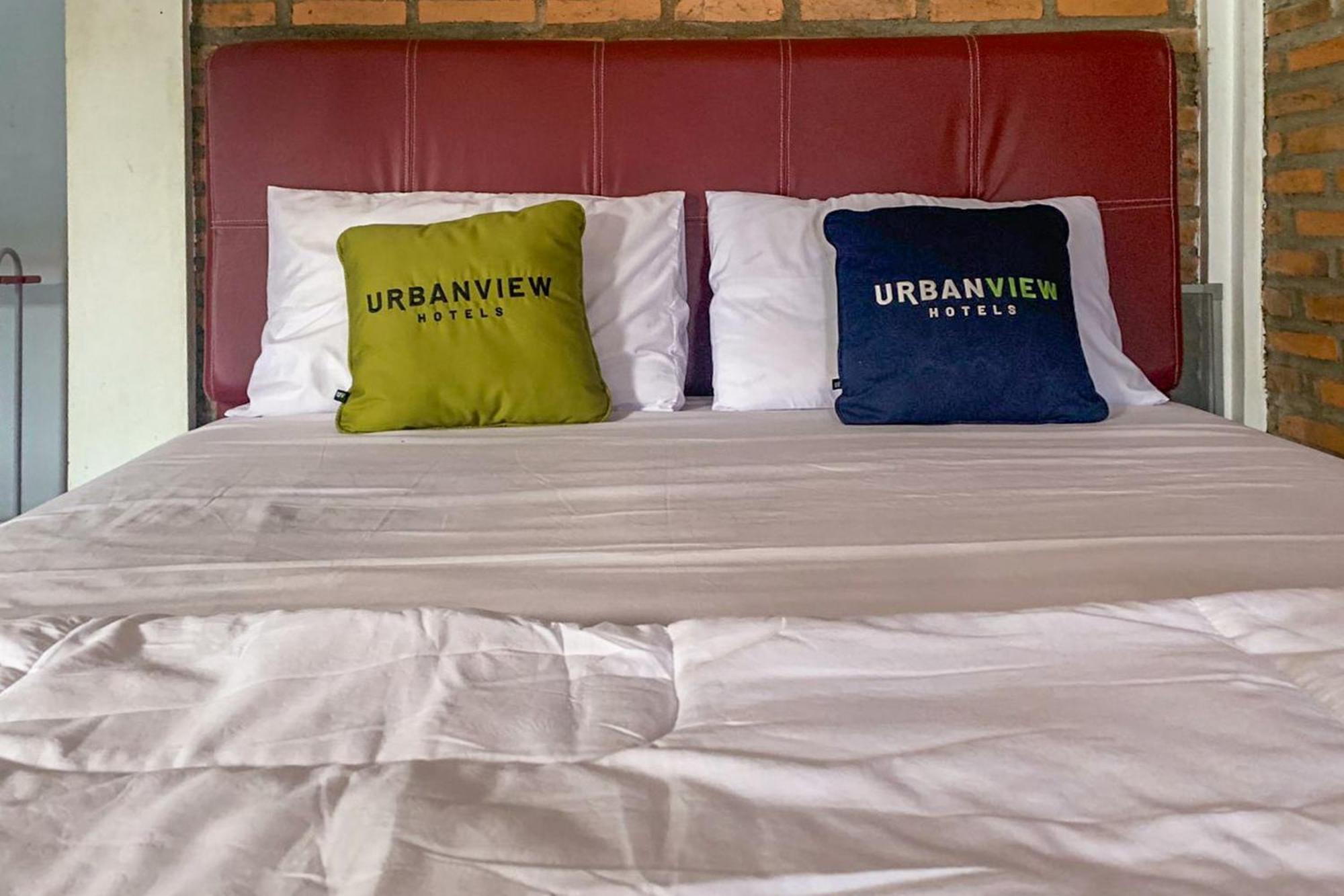 Urbanview Hotel Villa Q Gisting Bandjarnegeri Esterno foto