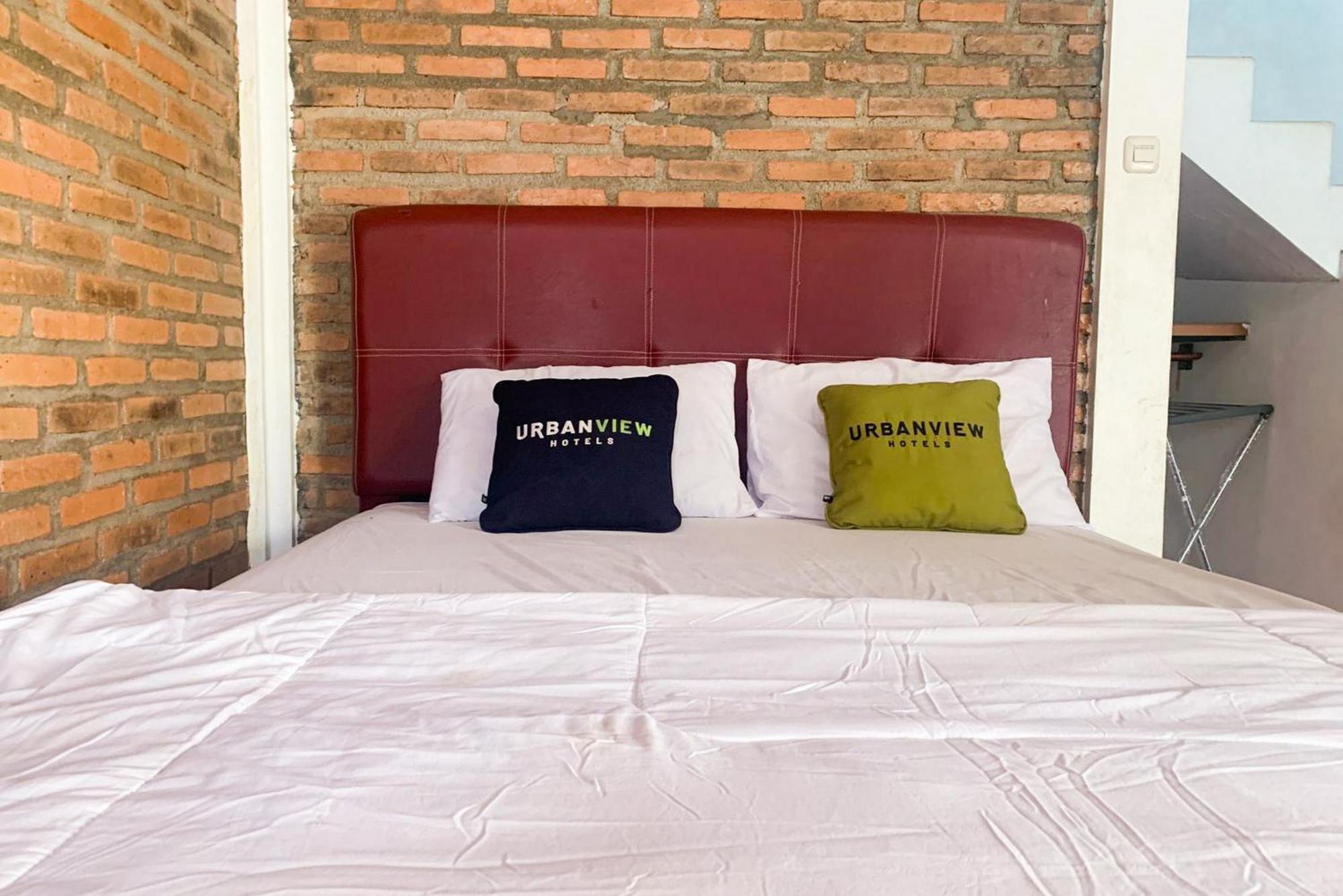 Urbanview Hotel Villa Q Gisting Bandjarnegeri Esterno foto